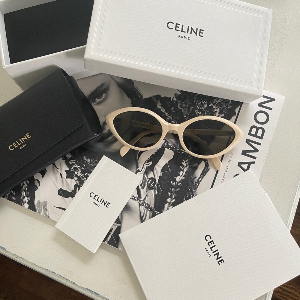Celine CAT EYE S264 SUNGLASSES IN ACETATE
IVORY
420 USD